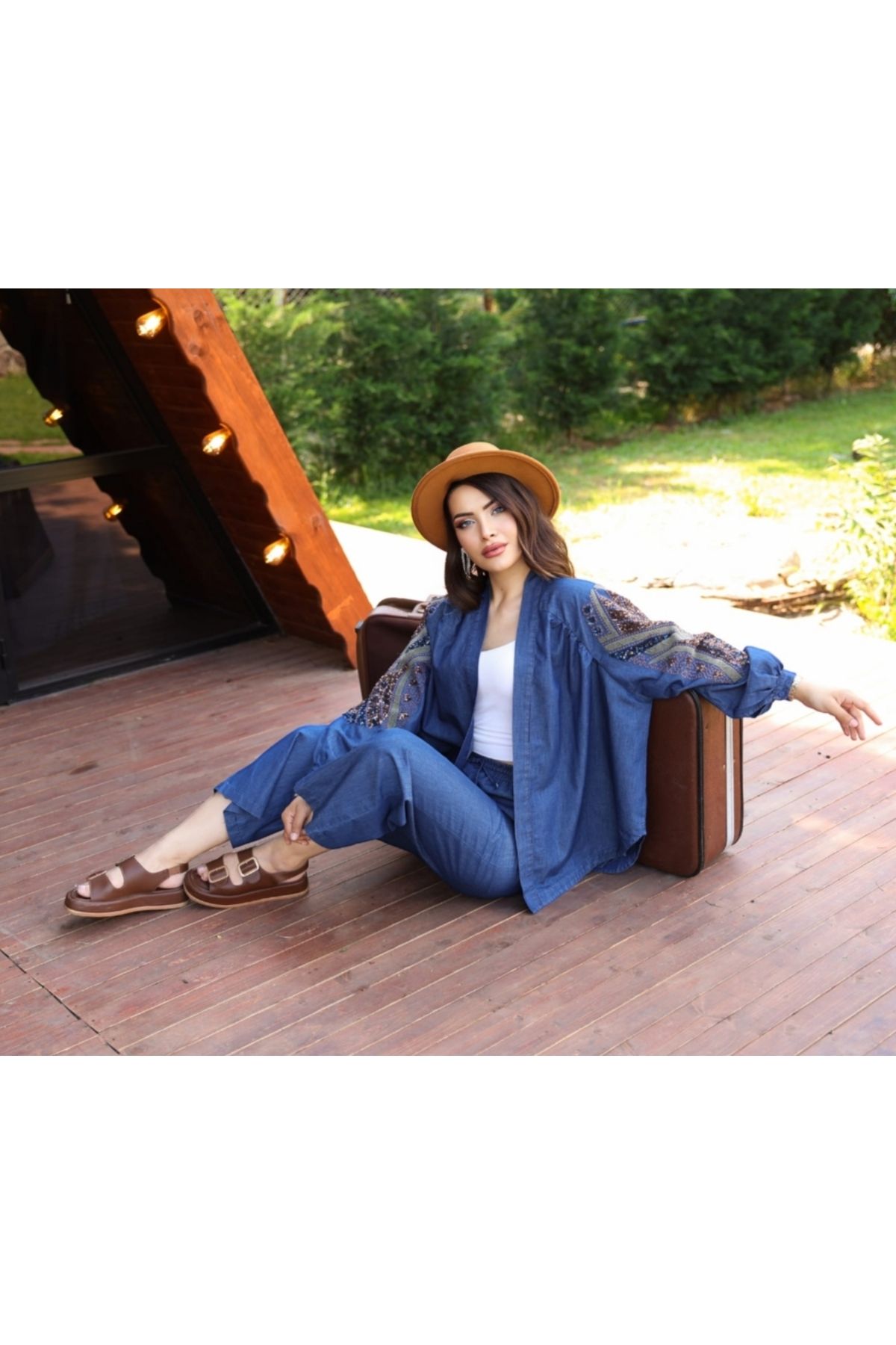 MEHRA Nakışlı denim takım