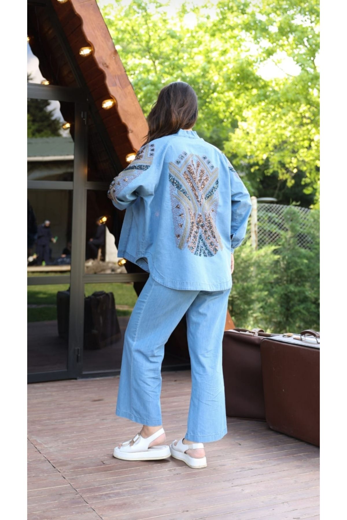 MEHRA Nakışlı denim takım