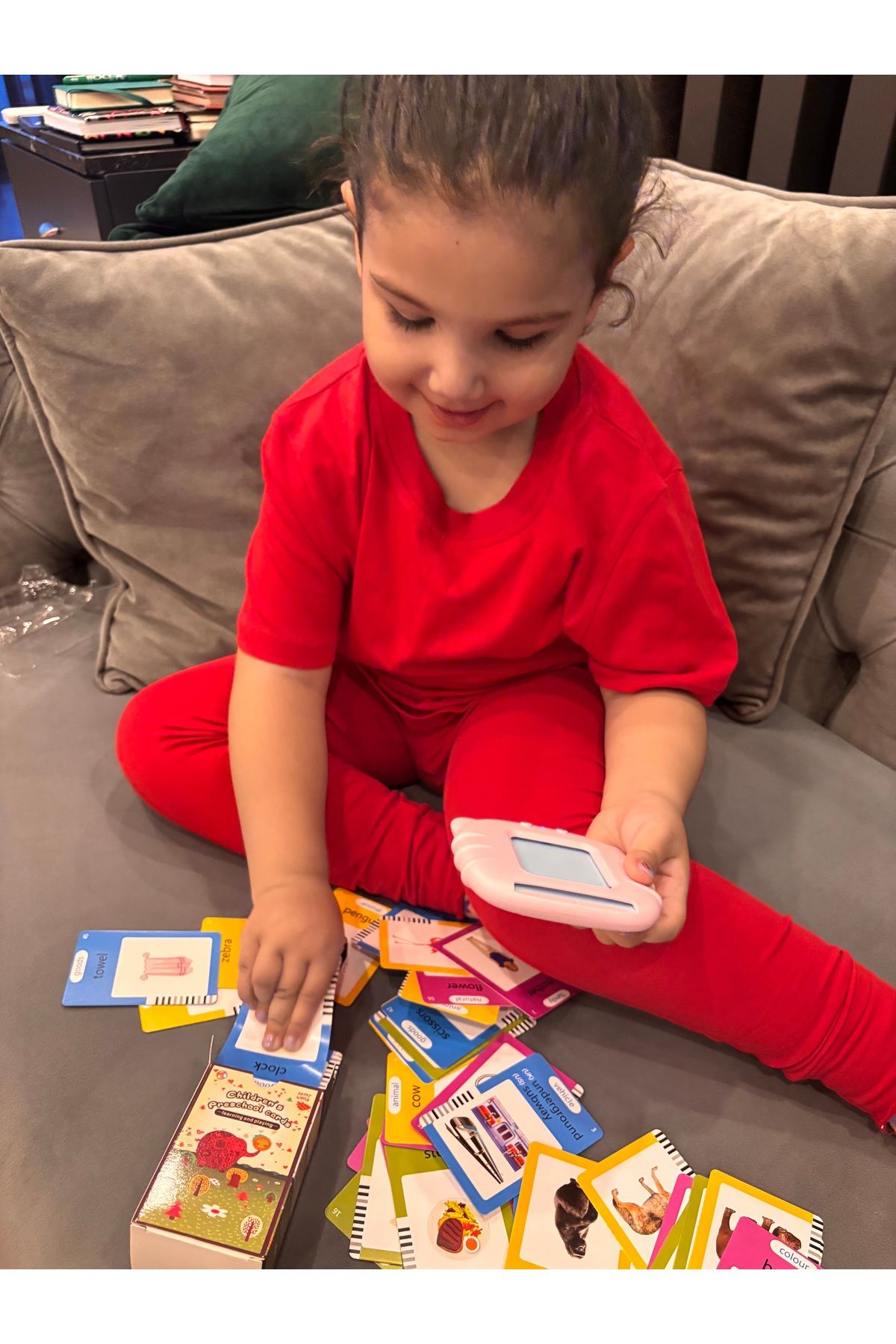 ToyznKidz İngilizce Konuşan Sesli Flash Eğitim Kartları 224 Görsel (Pembe)