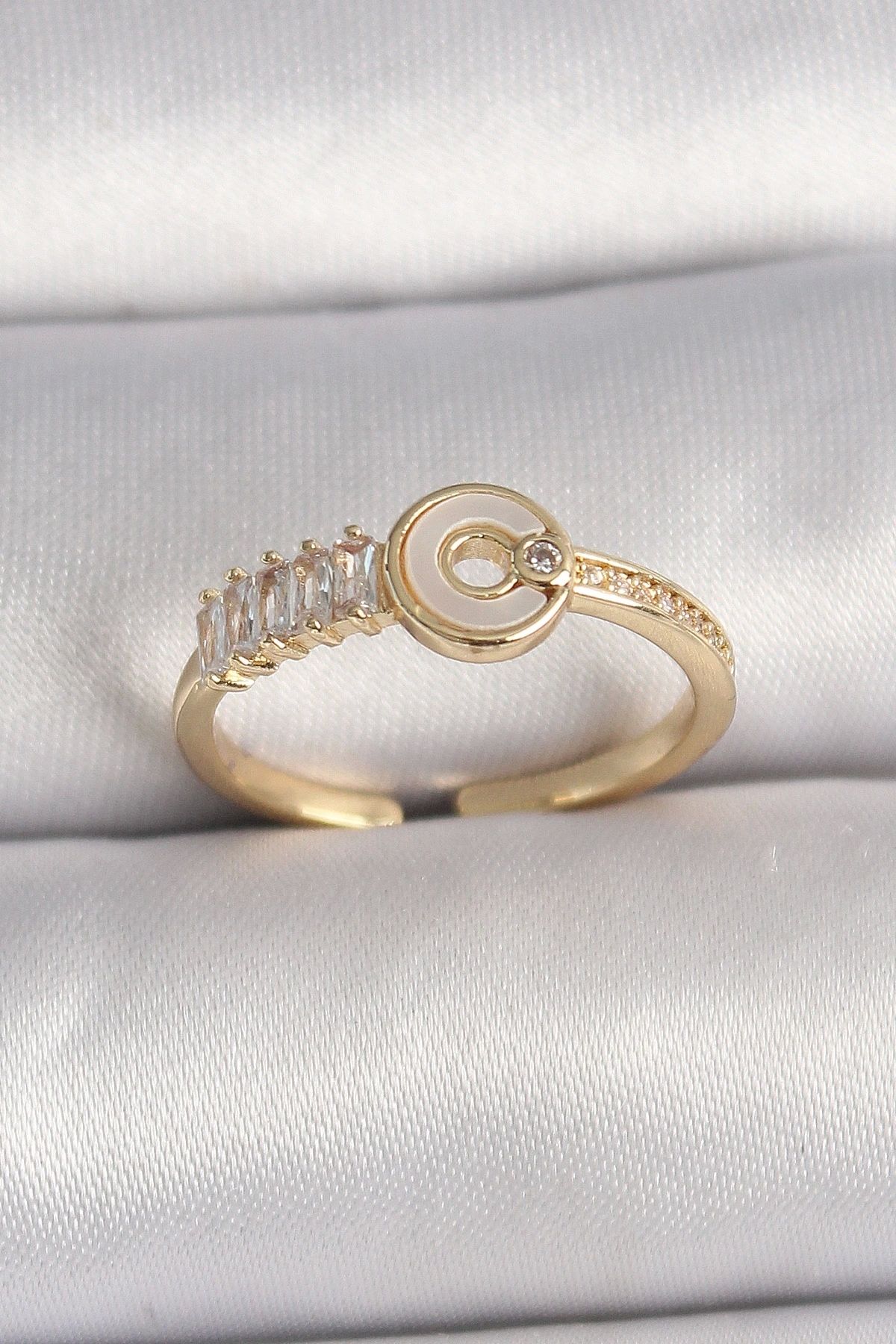 OurStyles Pirinç Gold Renk Zirkon Taşlı Ayarlanabilir Kadın Yüzük - TJ-BYK3561