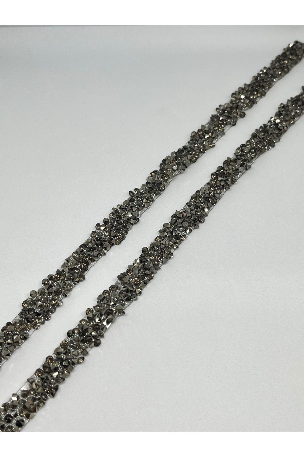 Tascim Aksesuar Taşlı Işıltılı Kristal Şerit | 1 cm en | Füme