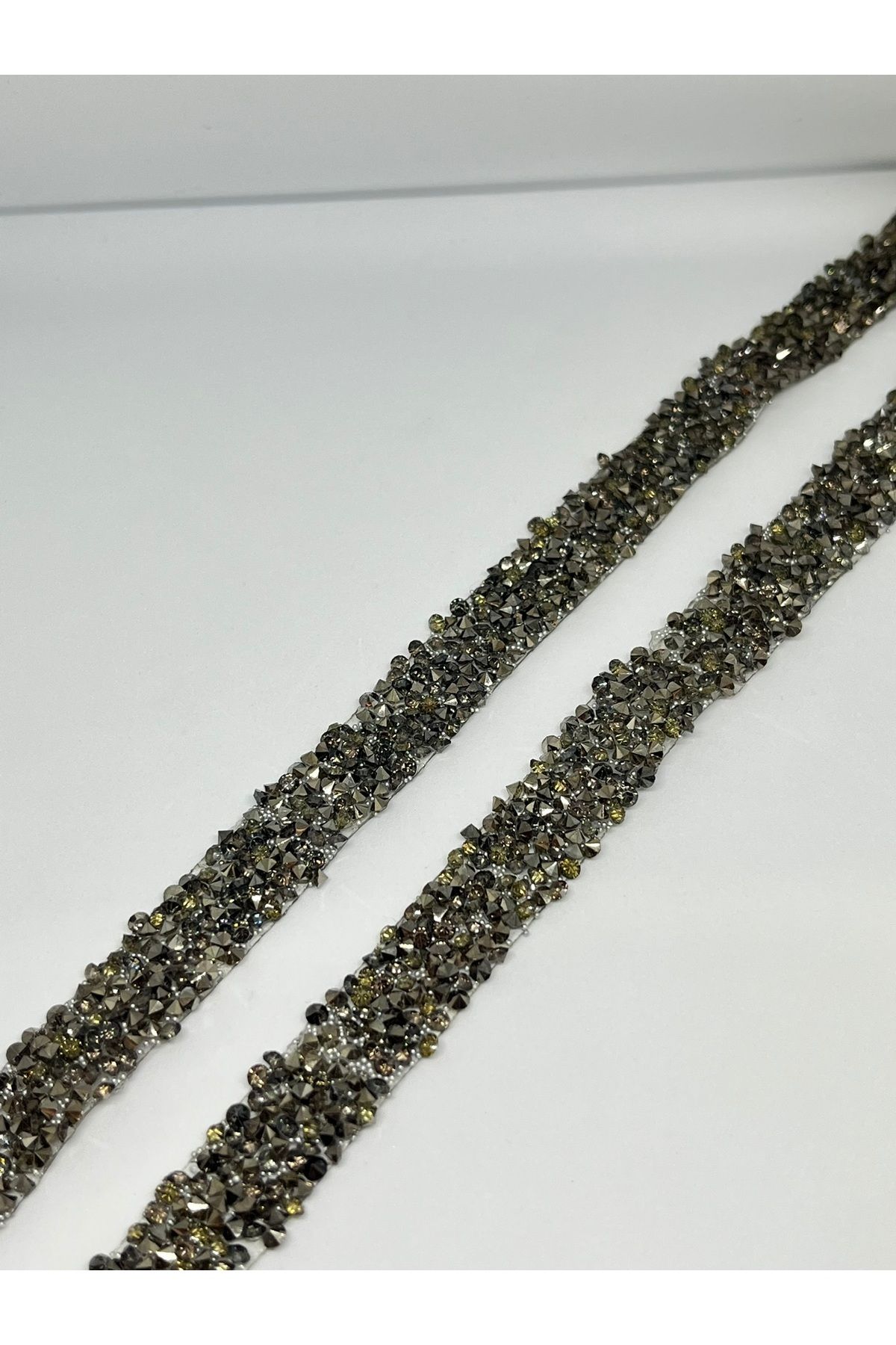 Tascim Aksesuar Taşlı Işıltılı Kristal Şerit | 1,5 cm en | Füme