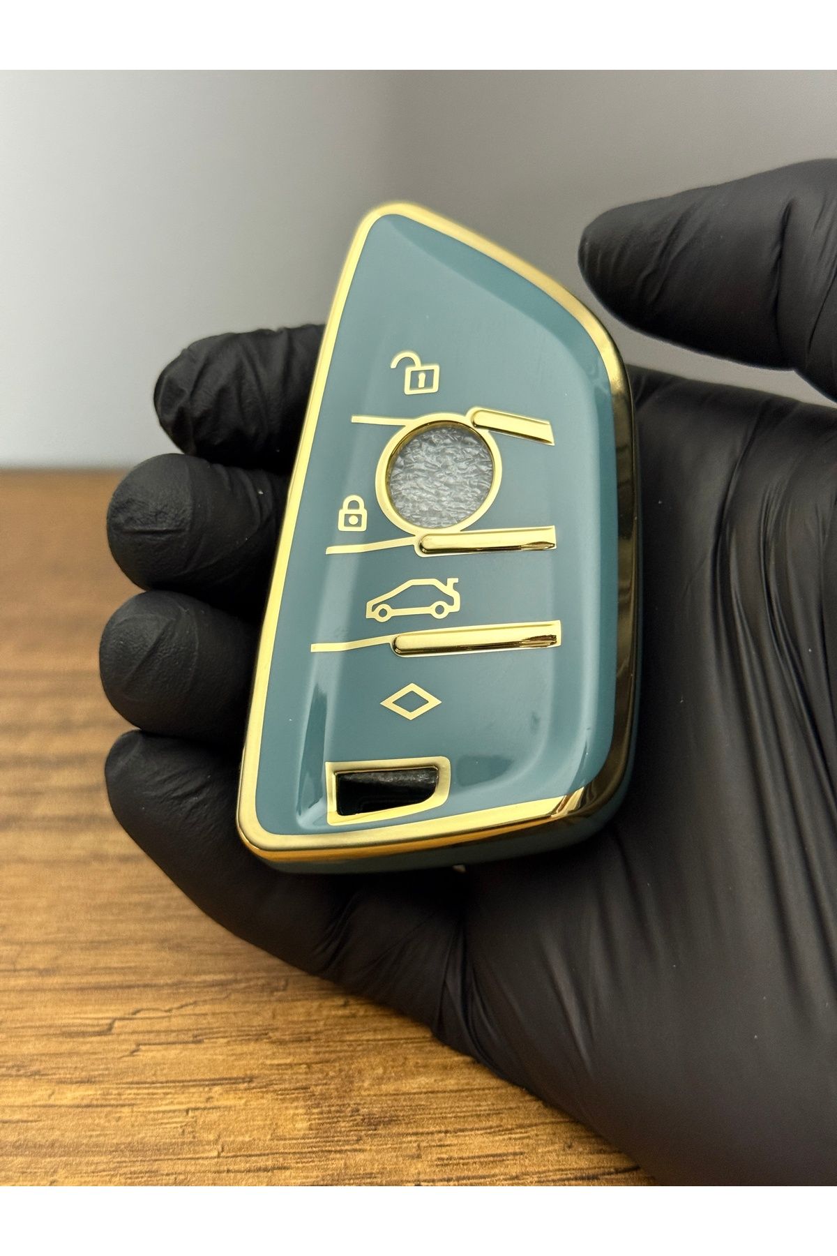 Mavi Keys BMW F10, F11, F30, F90 FEM Smart Uyumlu 4 Düğmeli Silikon Anahtar Kumanda Koruma Kılıfı – Gri Renk