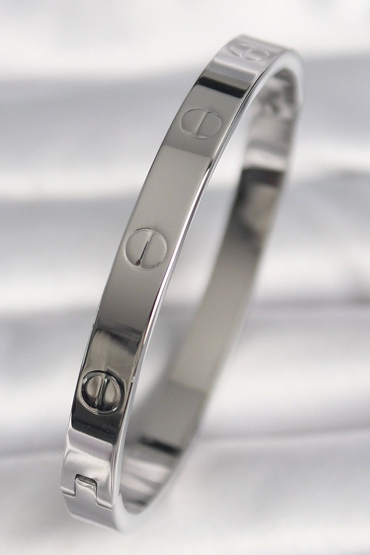 OurStyles 316L Çelik Gümüş Renk Cartier Model Kadın Bilezik - TJ-BB6736