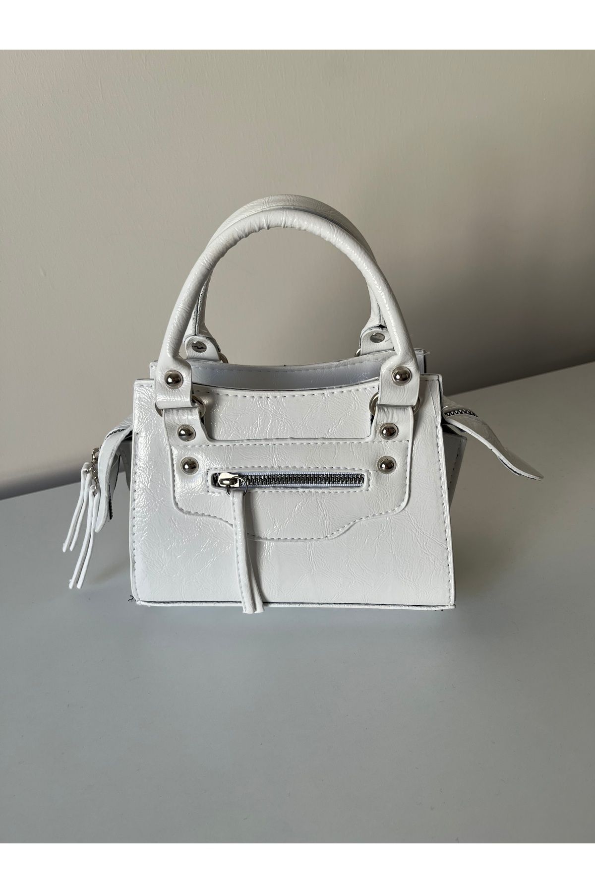 bersebag Kroko Model Kadın El ve Omuz Çantası Beyaz