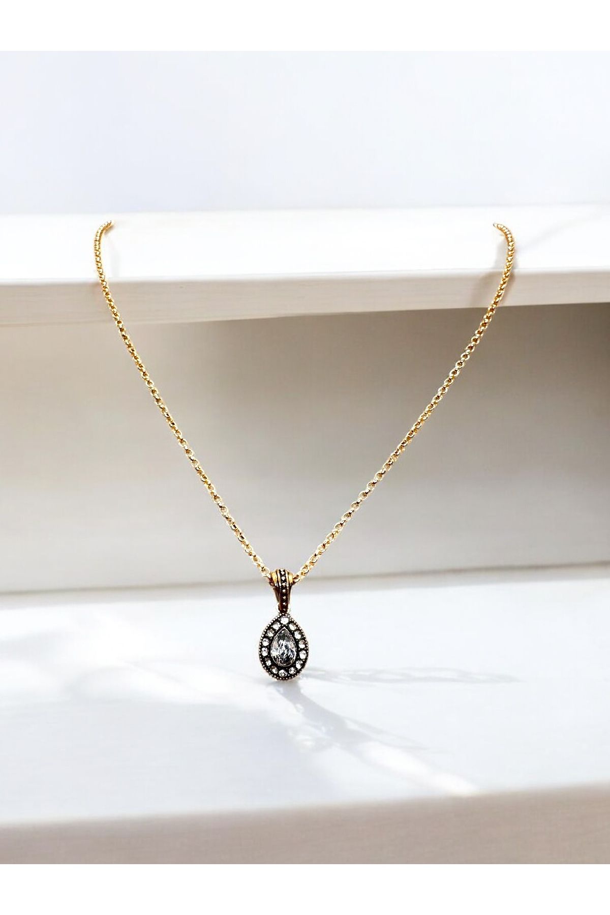 FUYA JEWELLERY Zirkon Damla Taş Kolye