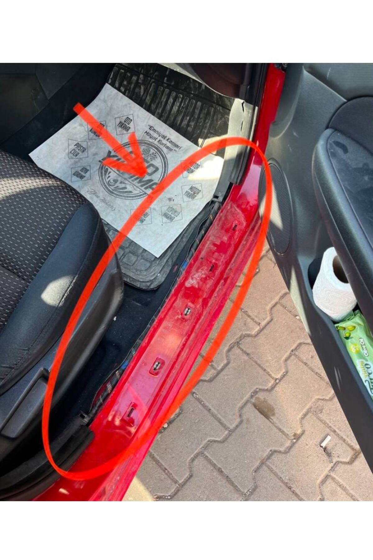 Fabrikasyon Hyundai i30 Ön Kapı Eşiği Bakaliti Sol Şoför Tarafı