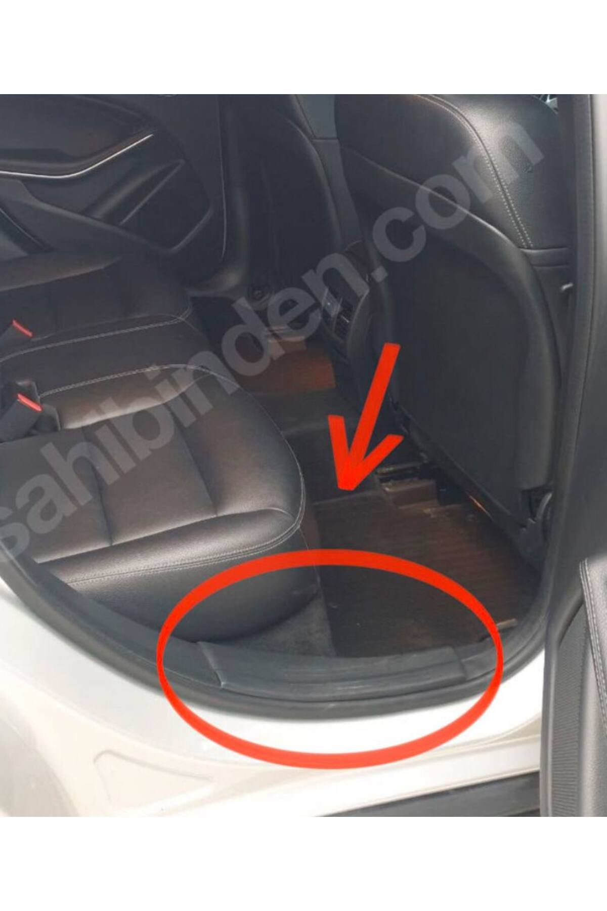 Fabrikasyon Mercedes-Benz GLA Arka Kapı Eşiği Kapağı Sol Şoför Tarafı