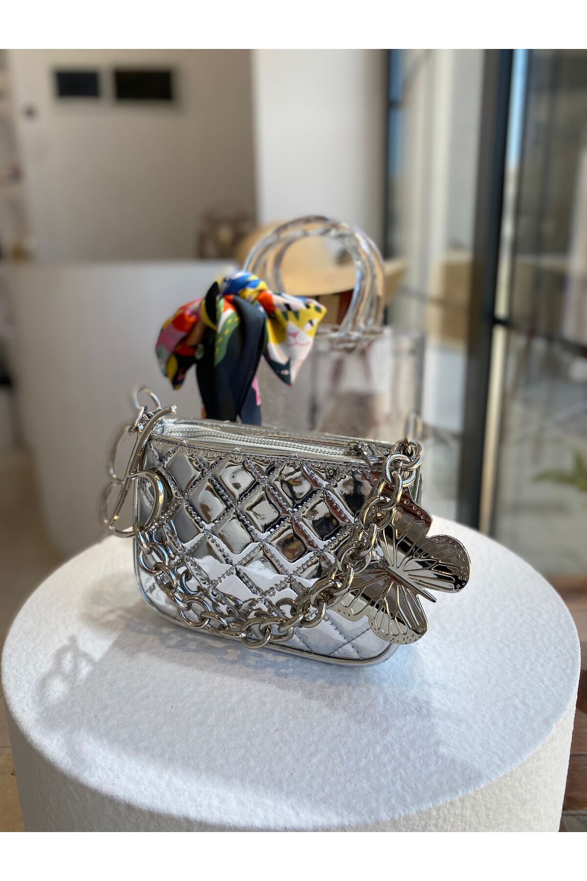 ZeynepKeskinDesign Yeni Sezon Charm Detaylı Gümüş Kadın El ve Omuz Çantası, Abiye Çanta