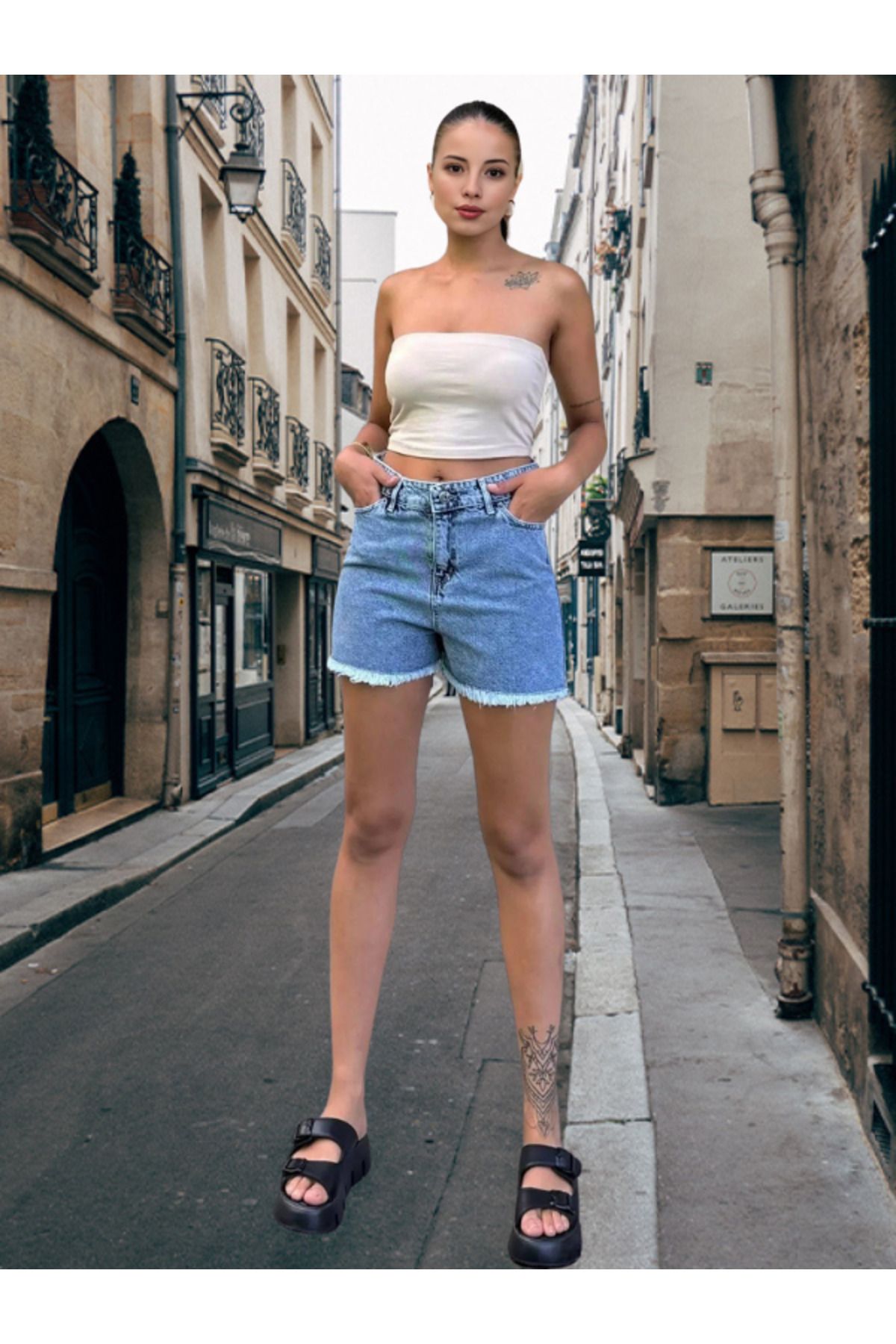 BEES JEANS Mavi Yüksek Bel Rahat Denim Şort