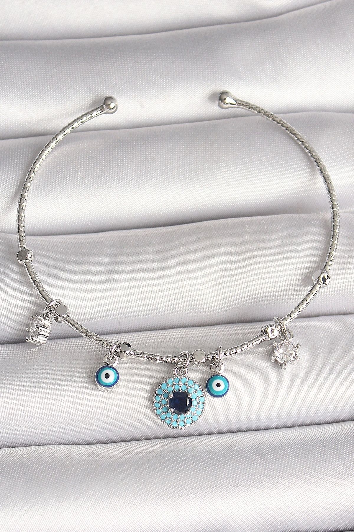 OurStyles Pirinç Gümüş Renk Sallantı Zirkon Taşlı Nazar Boncuk Figür Charm Kadın Bileklik - TJ-BB6911