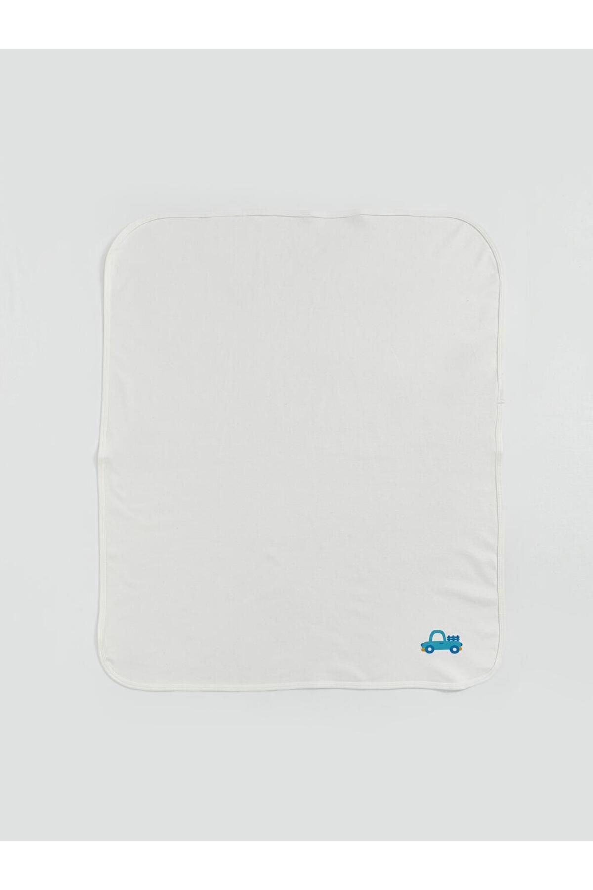LC Waikiki Araba Nakışlı Erkek Bebek Pike 75x90 cm (S5)