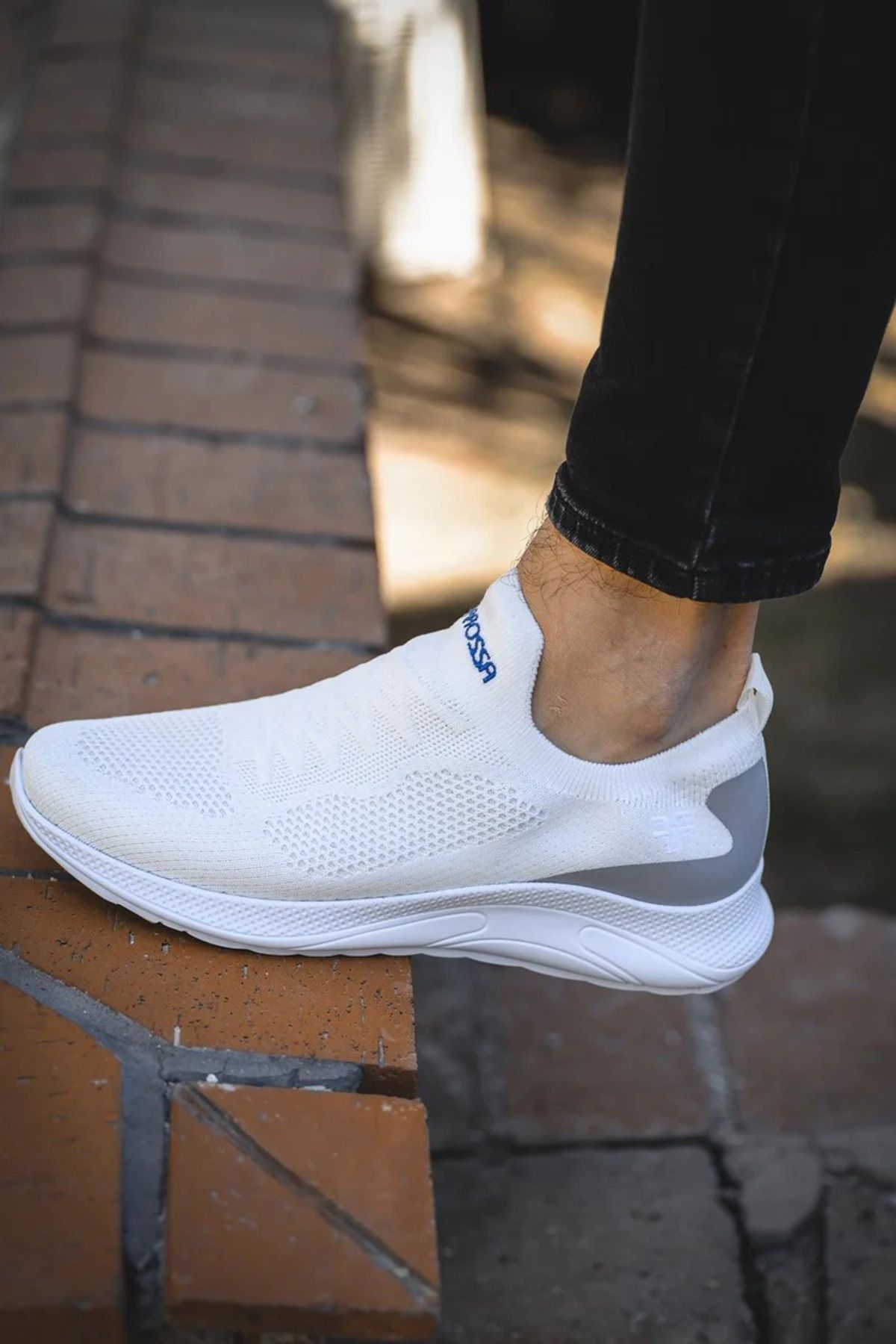 QUNDIR Unisex Beyaz Esnek Hava Alabilen Yürüyüş Hafif Triko Ayakkabı