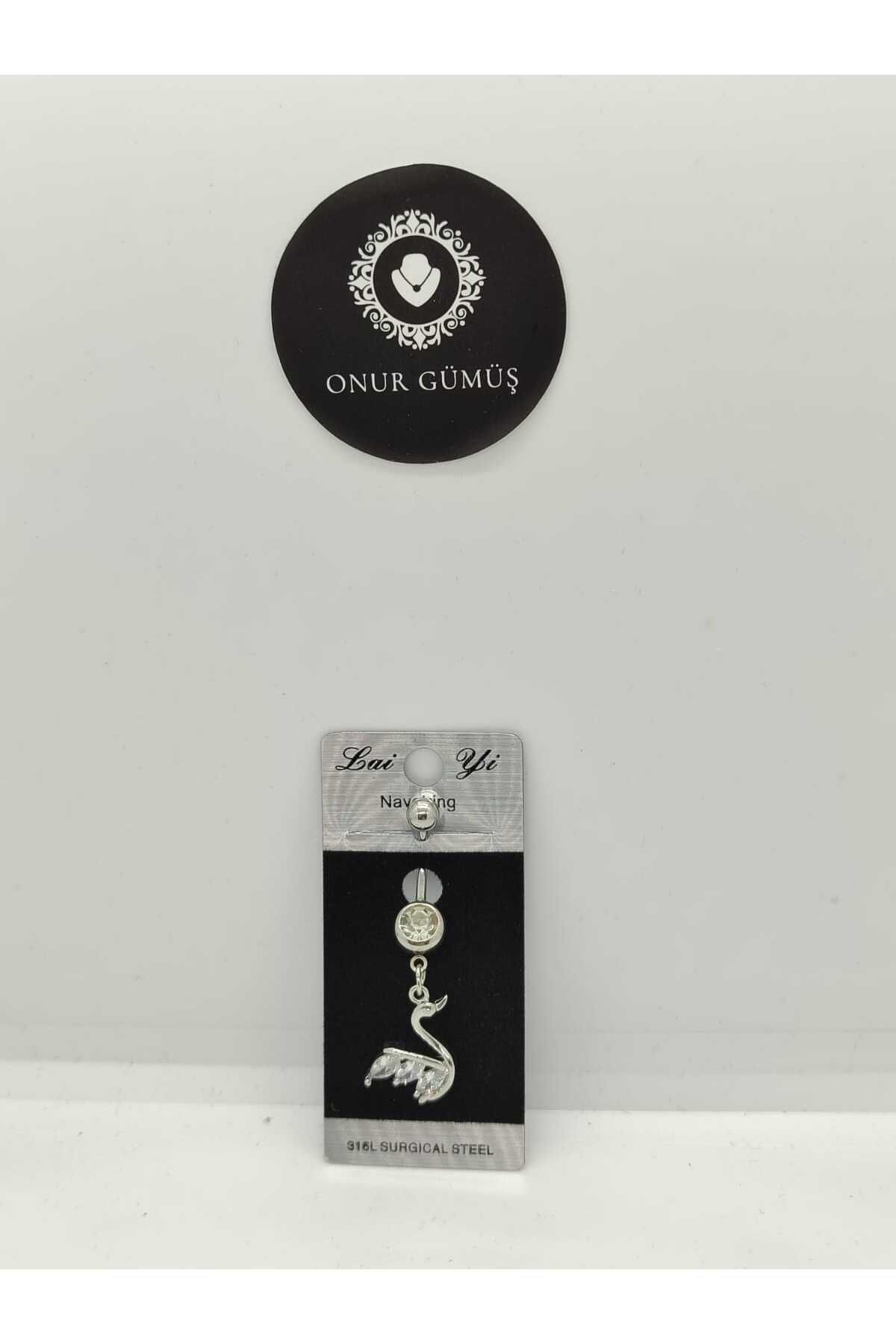 Onur Gümüş Kuğu model Göbek Piercing