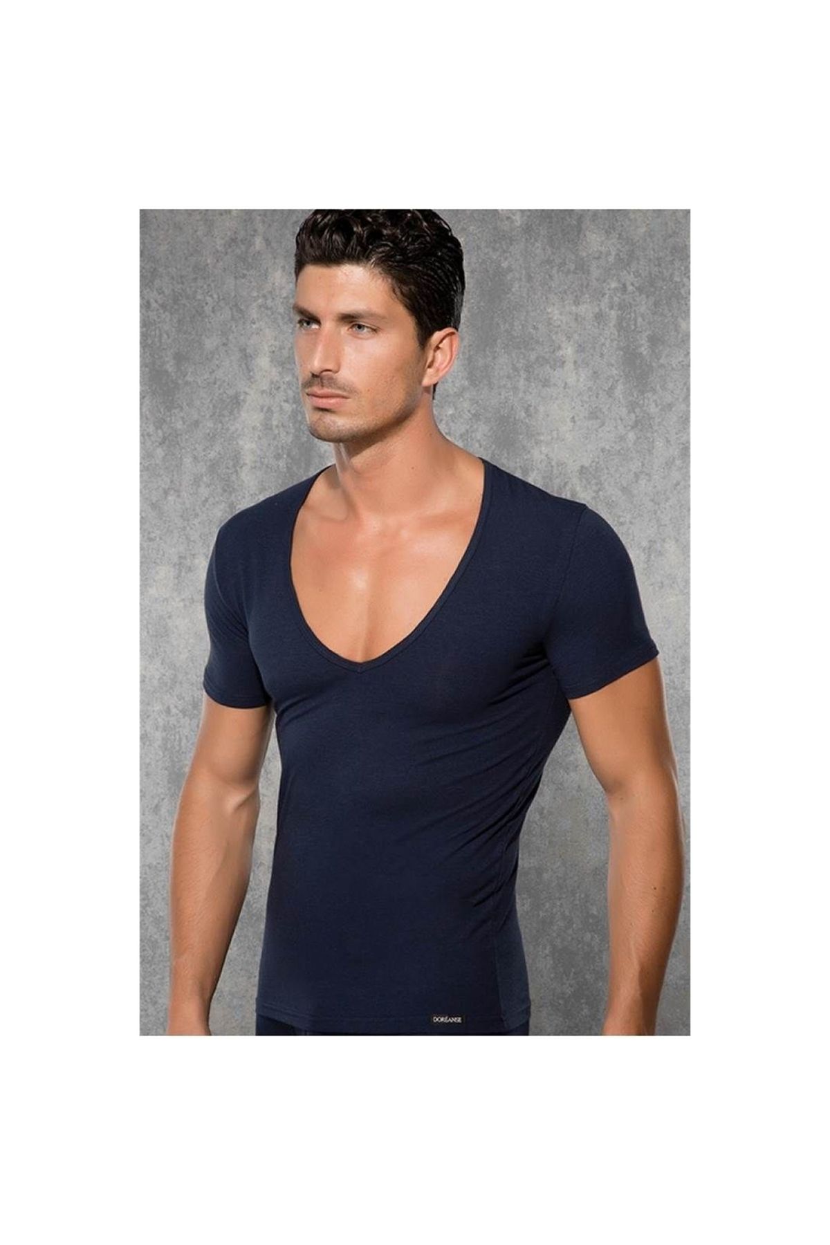 Narnuga Doreanse Yırtık Yaka Erkek T-shirt 2820