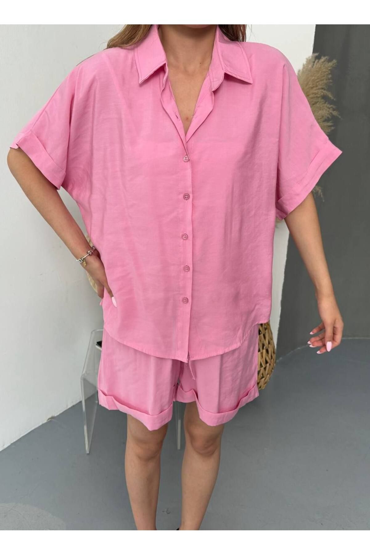 Castivo Fashion Düğmeli Kısa Kollu Şortlu Yazlık Kadın Takım