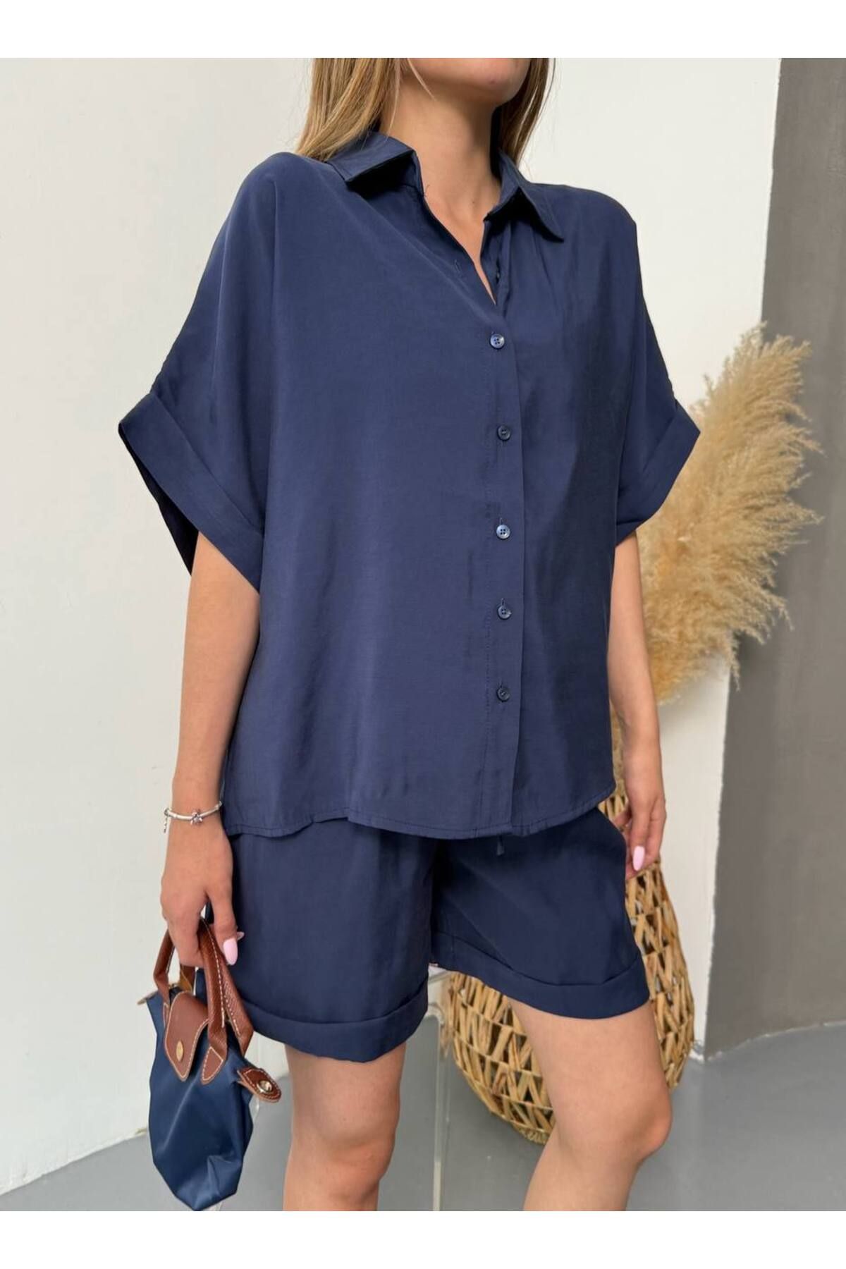 Castivo Fashion Düğmeli Kısa Kollu Şortlu Yazlık Kadın Takım