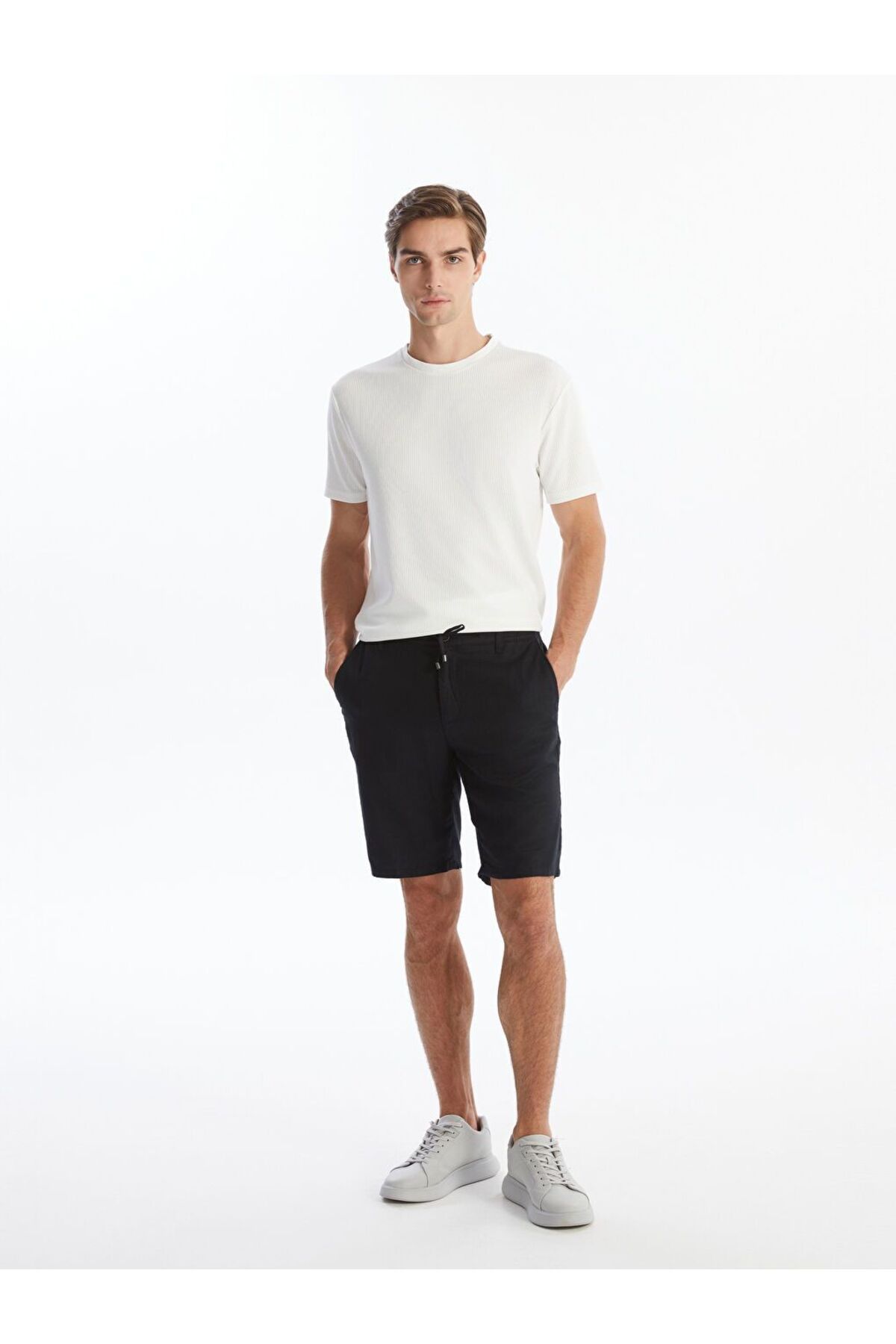 LC Waikiki LCW Vision Slim Fit Keten Karışımlı Erkek Şort