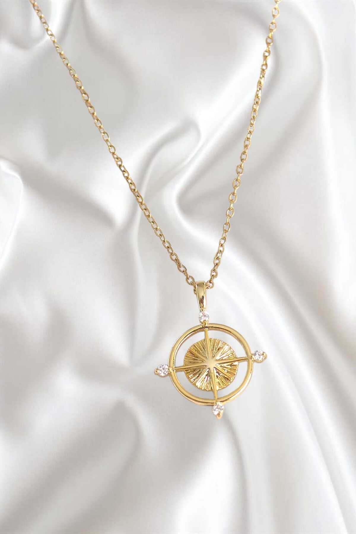 REBORN DESIGN 316L Çelik Gold Renk Zincir Zirkon Taşlı Pusula Model Kadın Kolye