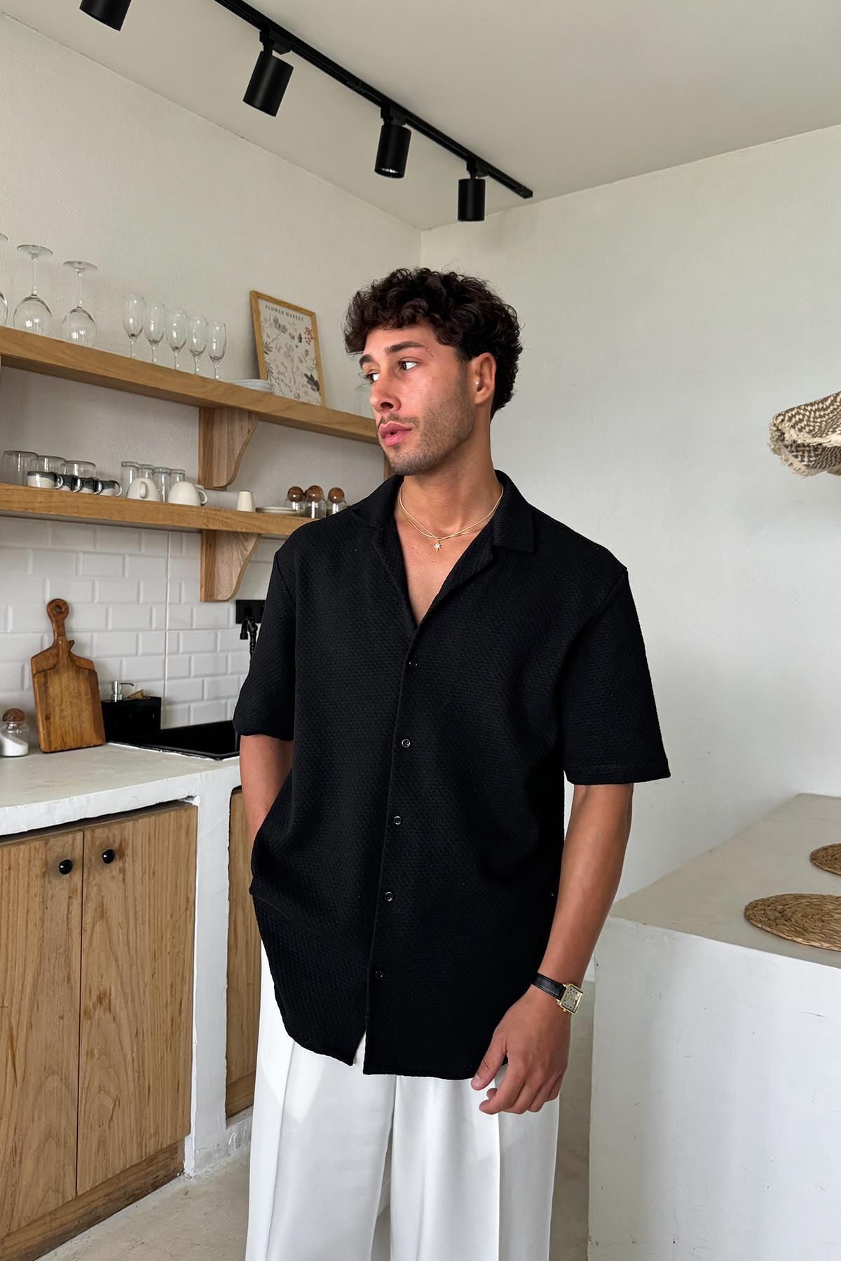 Flaw Wear Siyah Kısa Kollu Triko Gömlek