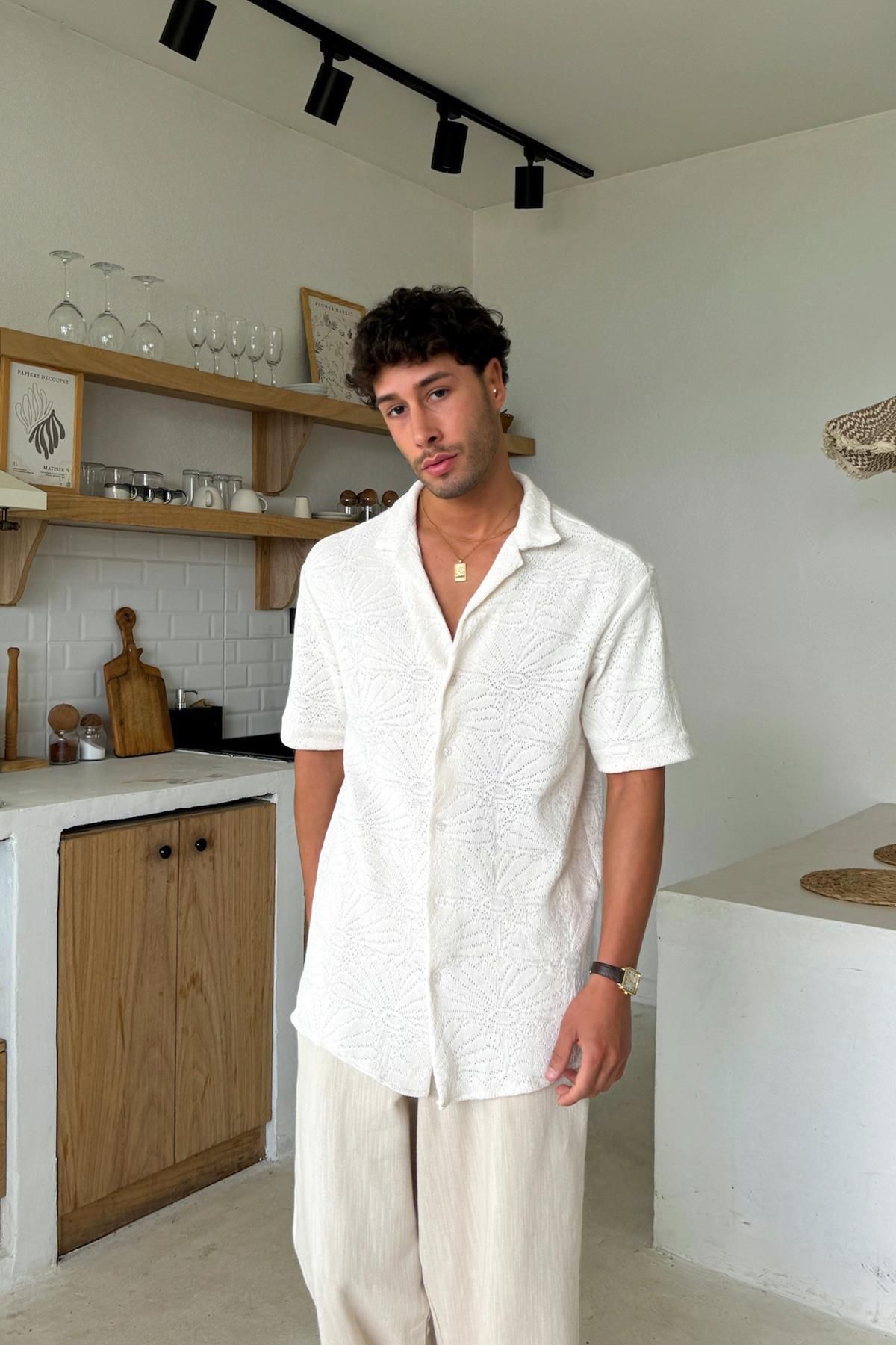 Flaw Wear Desenli Triko Kısa Kol Krem Regular Gömlek