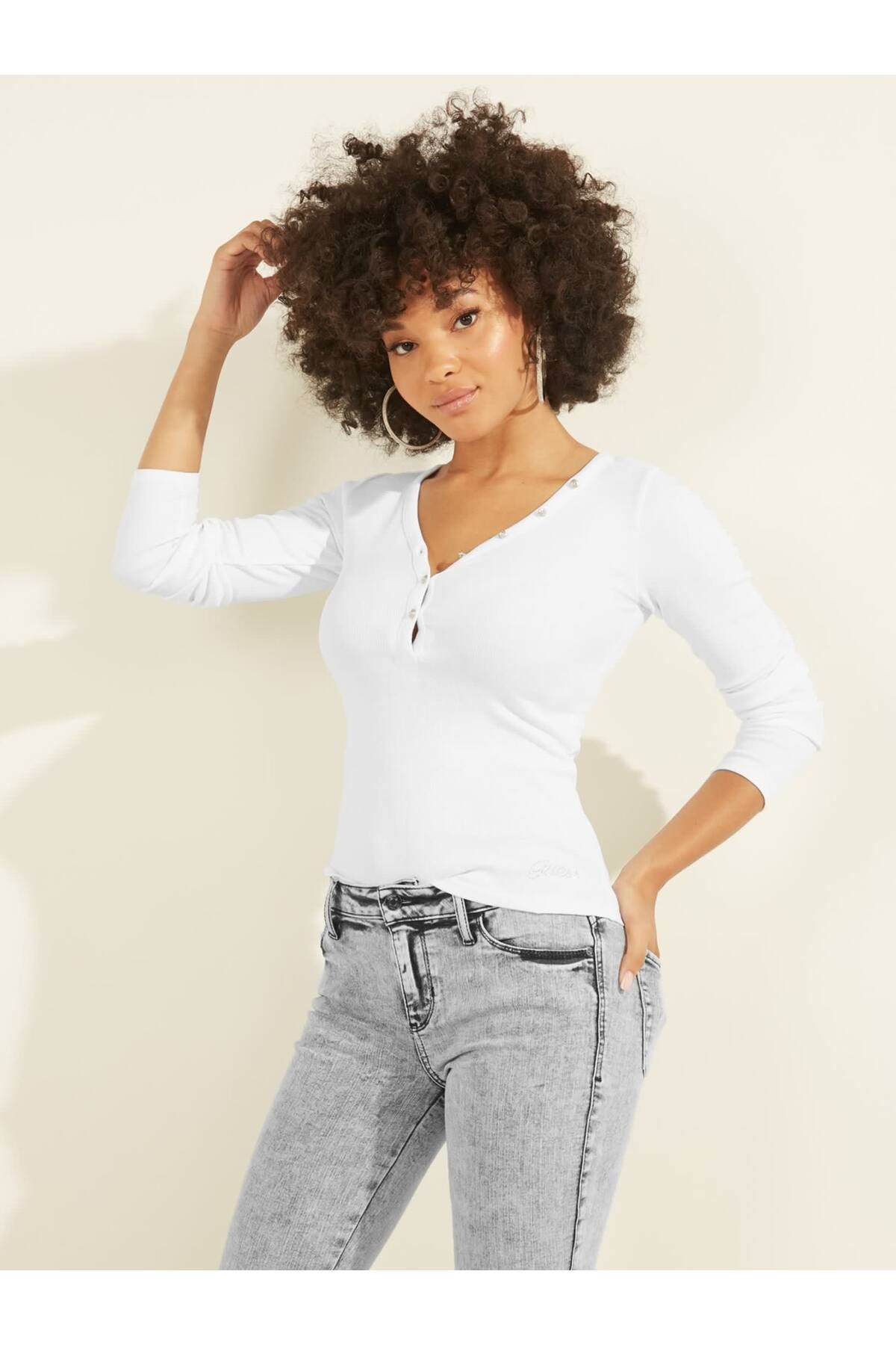 Guess Es Ls V Neck Kadın T-Shirt