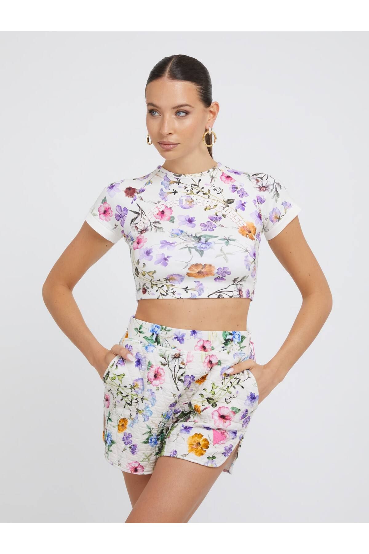Guess Aop Kadın Aktif T-Shirt