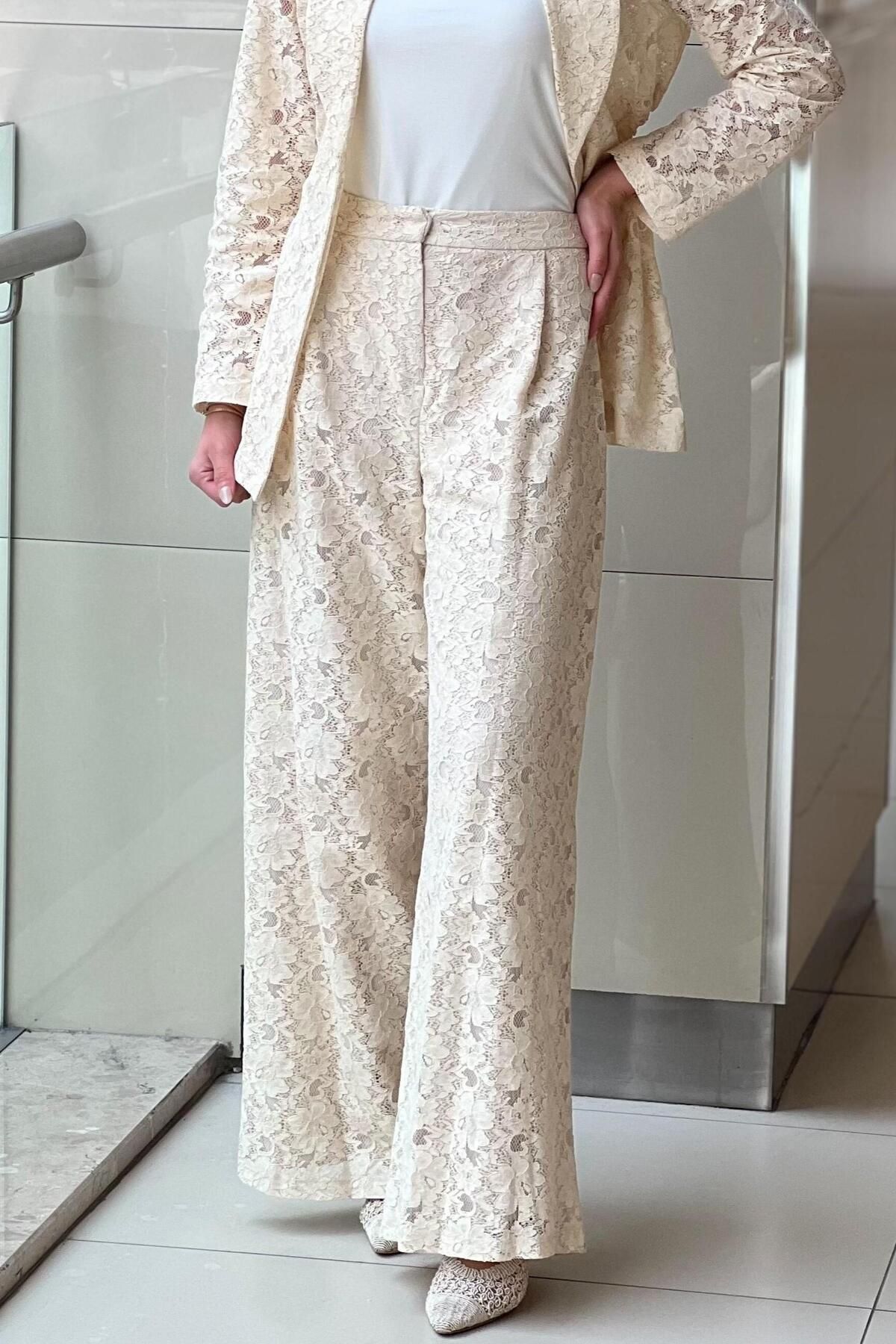 MİANOTTE Mianotte Astarlı Bol Paça Güpür Pantalon