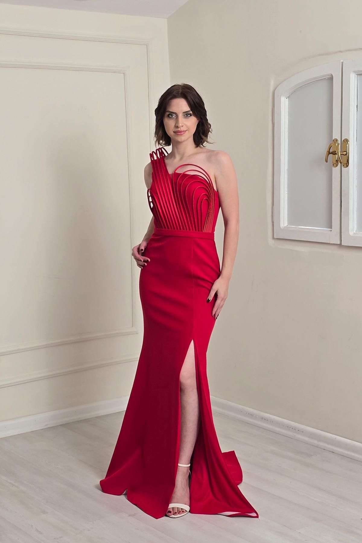 Yonca Moda Evi Kırmızı Biyeli Tek Omuz Abiye 7380