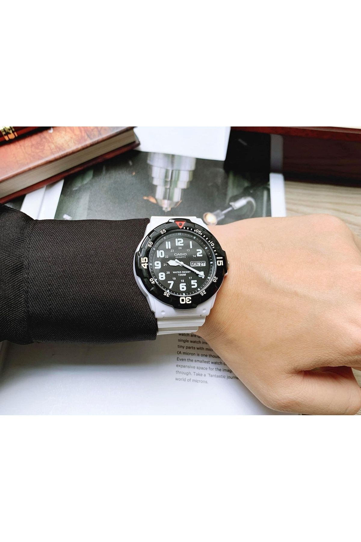 Casio-Men's watch, Casio, Collection MRW MRW-200HC-7B 3