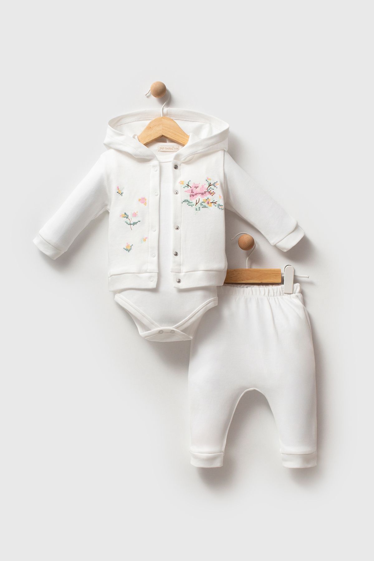 Bip Baby Kanaviçe Nakışlı Badili Üçlü Takım