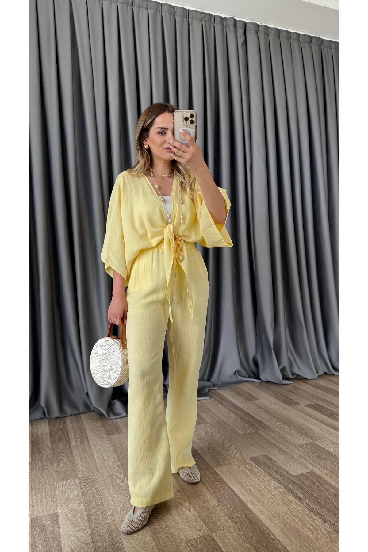 pelin yıldız butik Freya Pantolon Crop Takım
