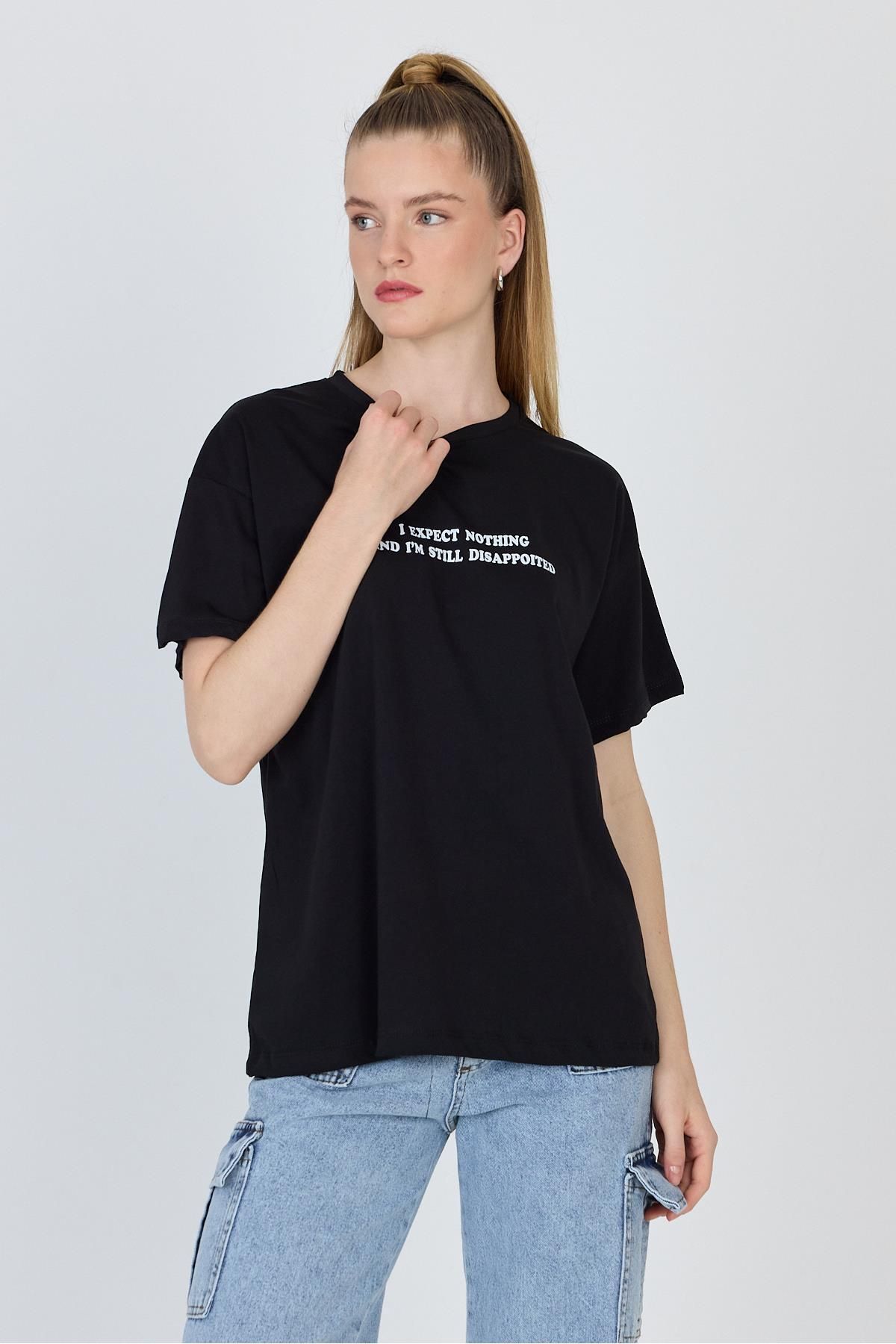 Rays Siyah Yazı Baskılı %100 Pamuk Oversize Tişört 2150-8M
