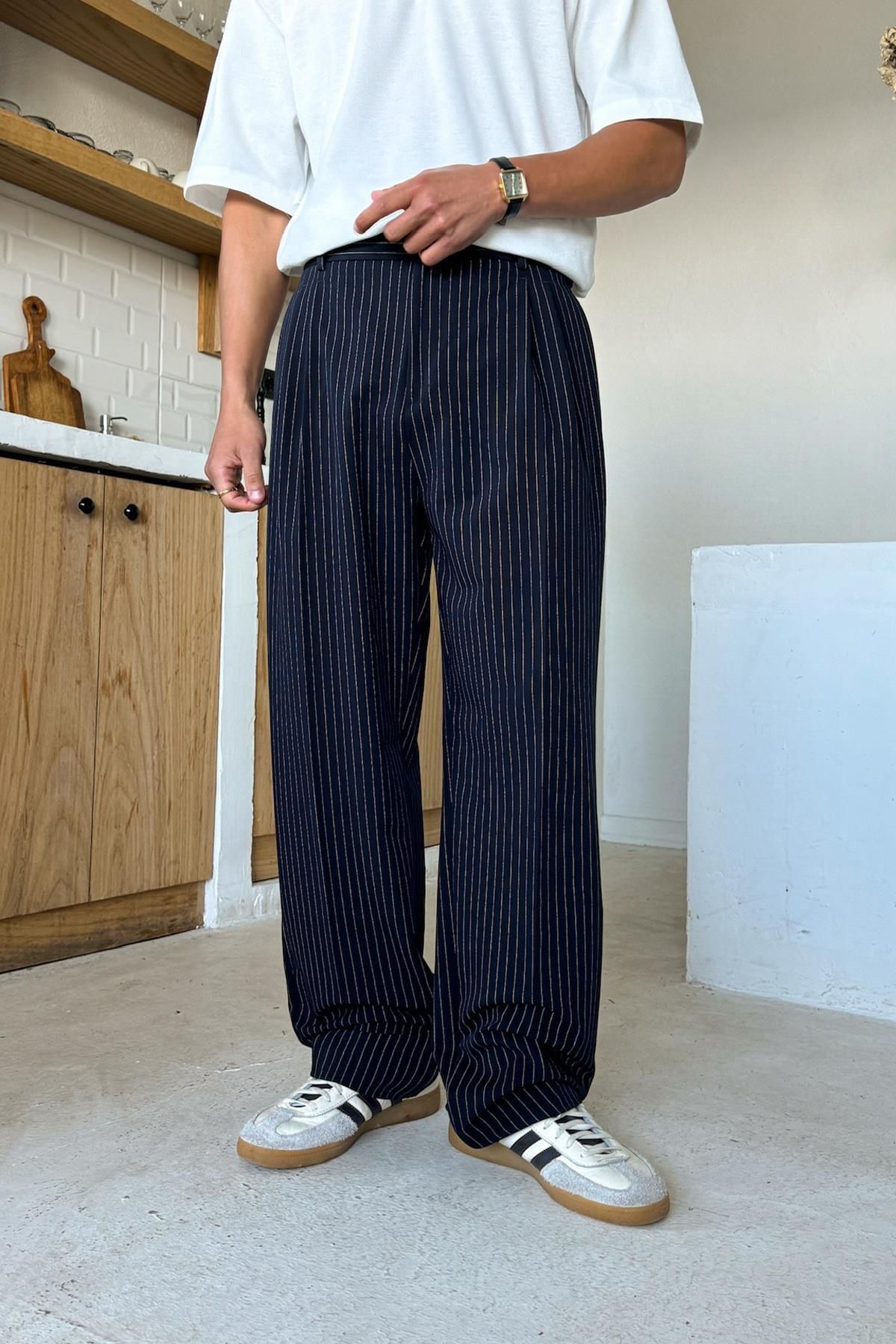 Flaw Wear Lacivert Çift Pileli Çizgili Baggy Pantolon