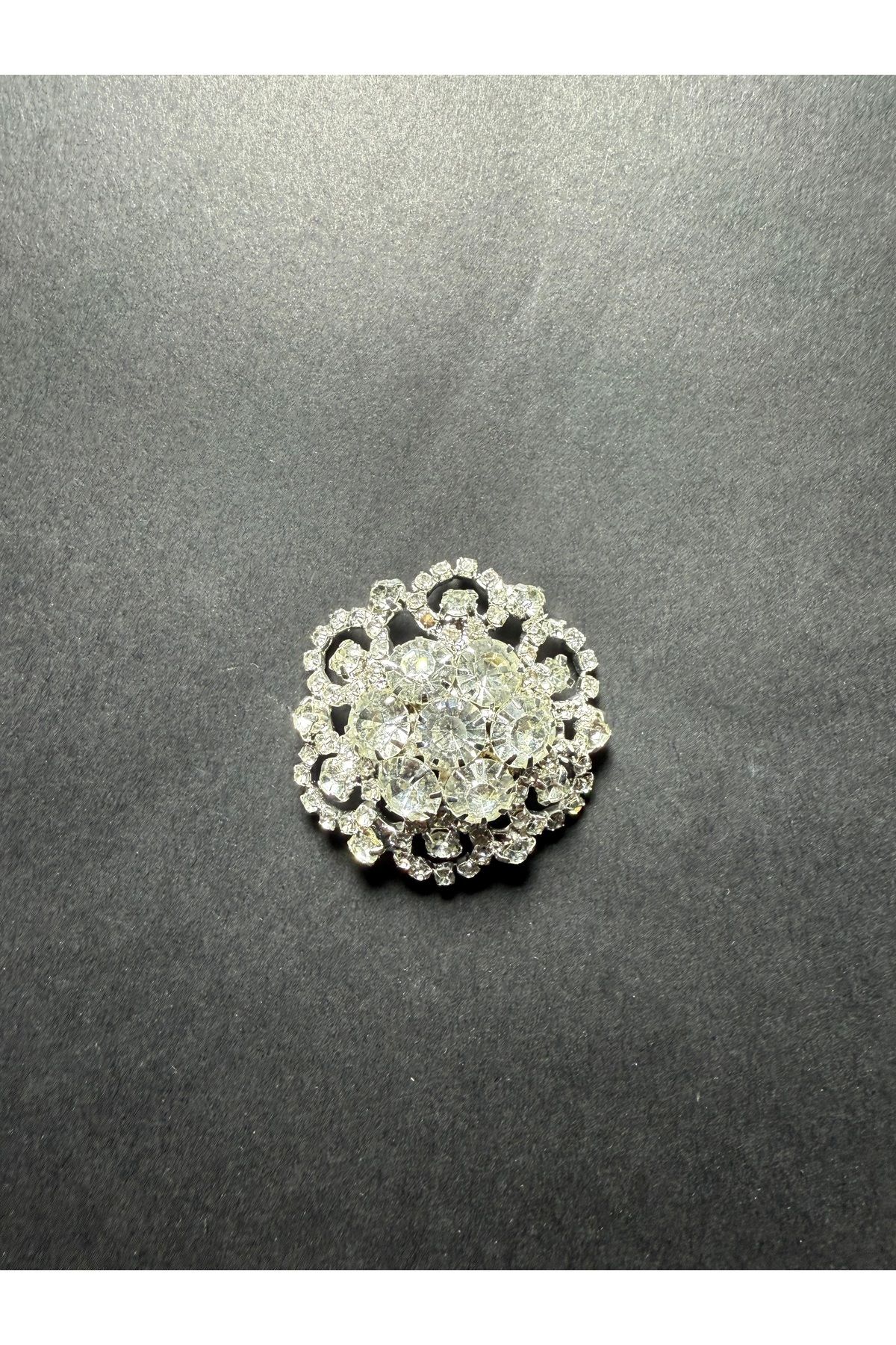 Home Gümüş taşlı bronş yuvarlak 4 cm genişlik