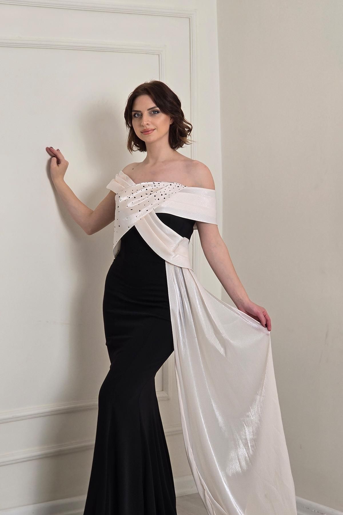 Yonca Moda Evi Siyah Madona Yaka Elbise 5450