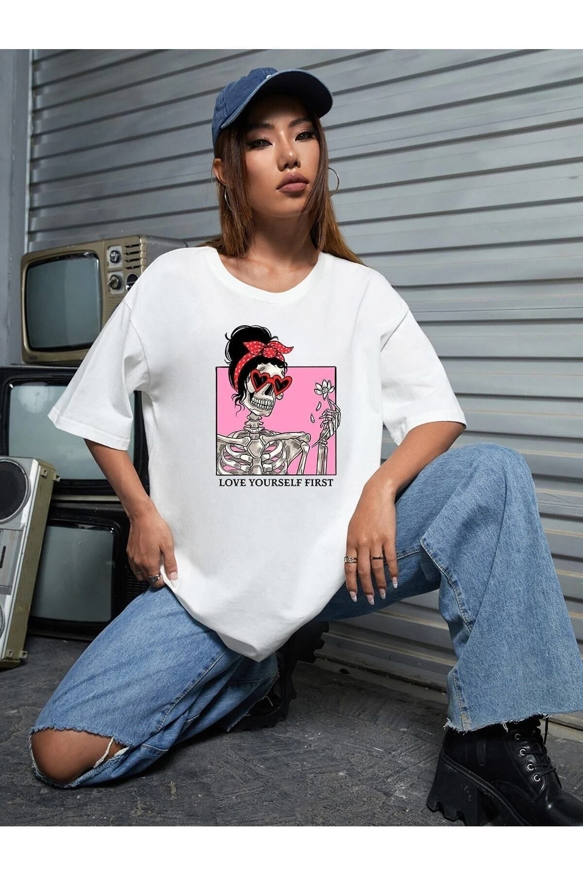 Hunors Sportswear & Company Kadın / Kız Love Yourself First Baskılı Oversize T-shirt Salas Boyfriend
