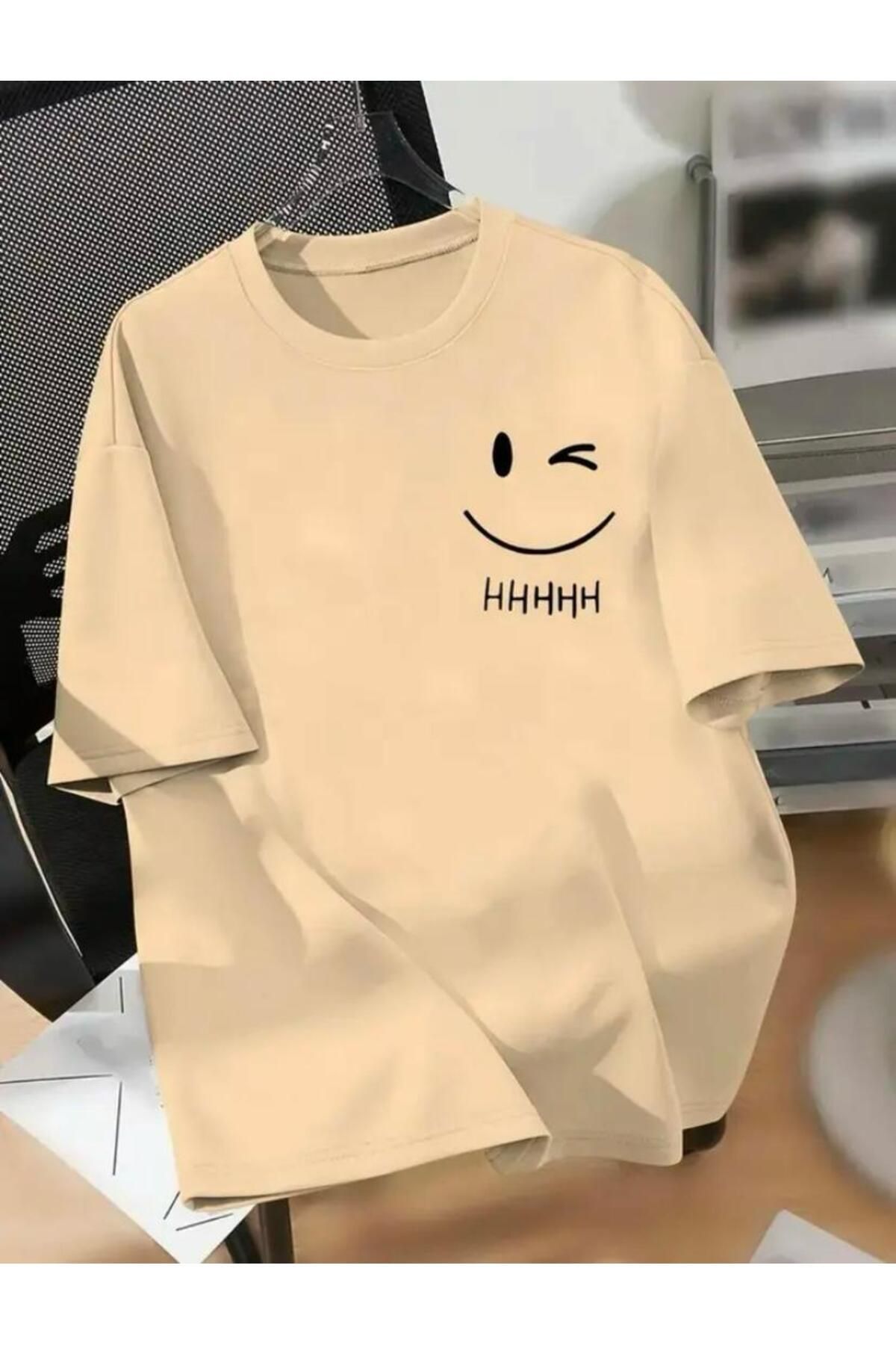 warn Gülen Emoji Baskılı Basic T-shirt