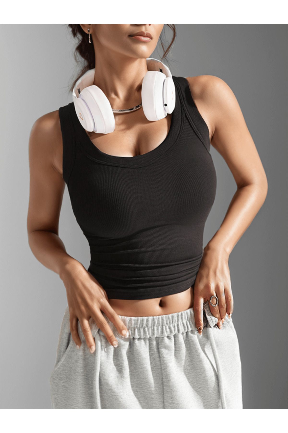 Asfa Moda Kadın Siyah Kalın Askılı Fitted Fitilli Esnek Örme Crop Top Bluz