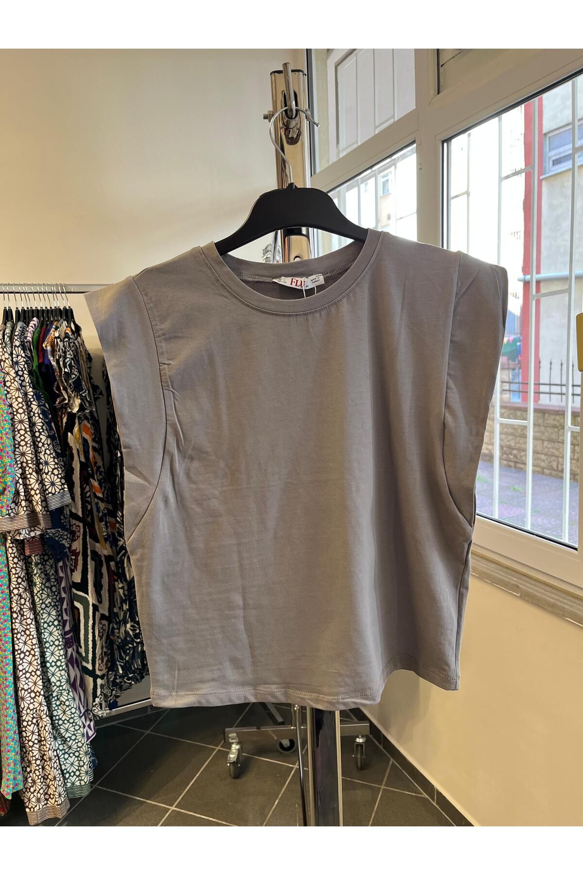 MODA Omuz Detay T-shirt