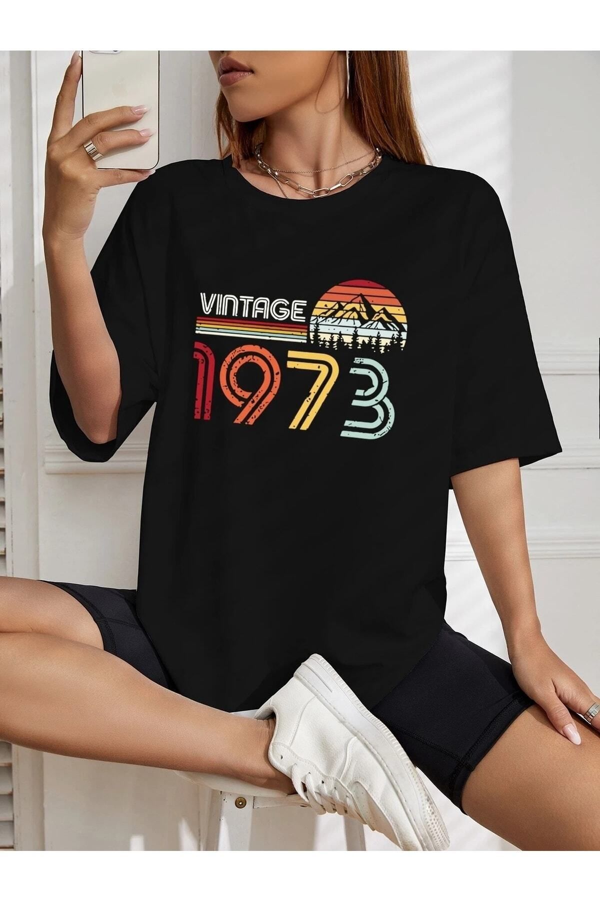 Hunors Sportswear & Company Kadın / Kız 1973 Vintage Baskılı Oversize T-shirt Salaş Boyfirend