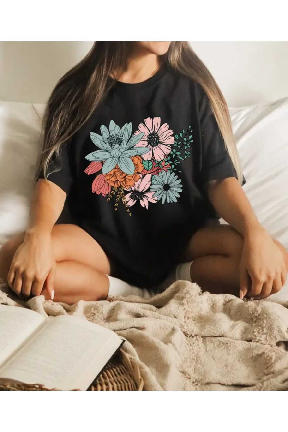 Hunors Sportswear & Company Çiçek Baskılı Oversize Salaş Boyfriend T-shirt