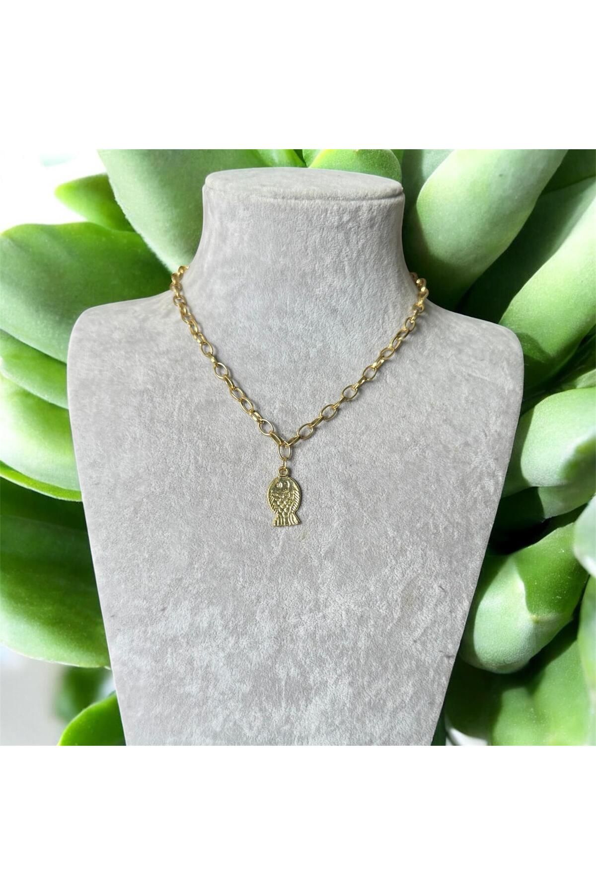 Kırmızı Sanat Evi Gold Zincirli Balık Uçlu Bijuteri Kolye