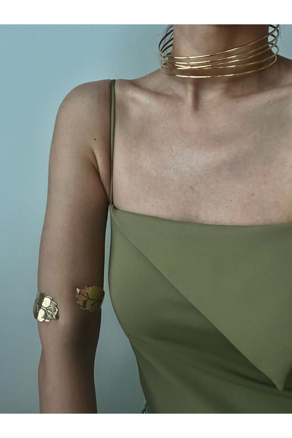 Hoop jewelery yaprak model pazu bilekliği armcuff