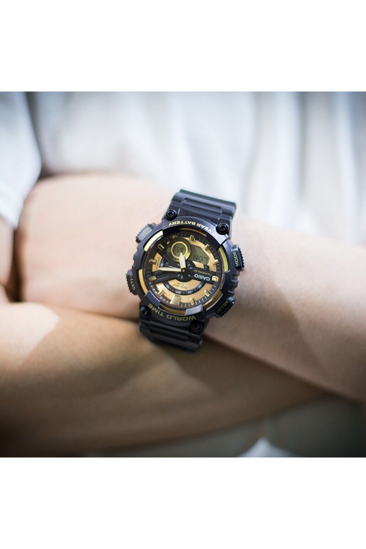 Casio-Ceas Barbati, Casio, Collection AEQ AEQ-110BW-9A 3
