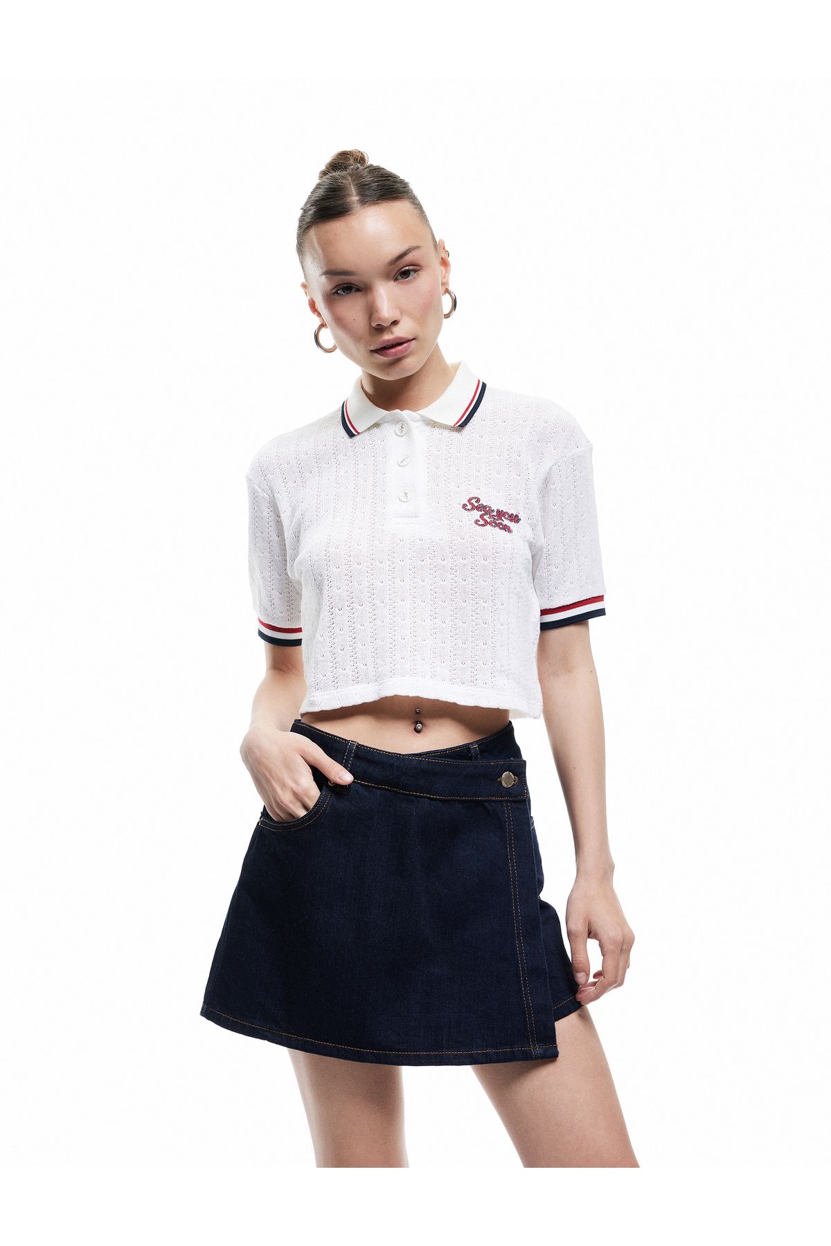 Koton Pamuklu Düğme Detaylı Cepli Asimetrik Denim Mini Şort Etek