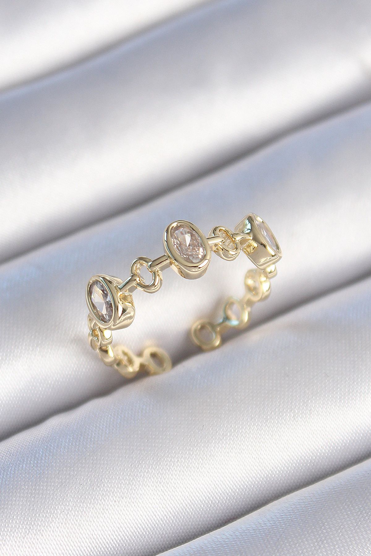 ÖYKÜ VE YİĞİT Pirinç Gold Renk Zirkon Taşlı Yuvarlak Zincir Model Kadın Yüzük - TJ-BYK3470