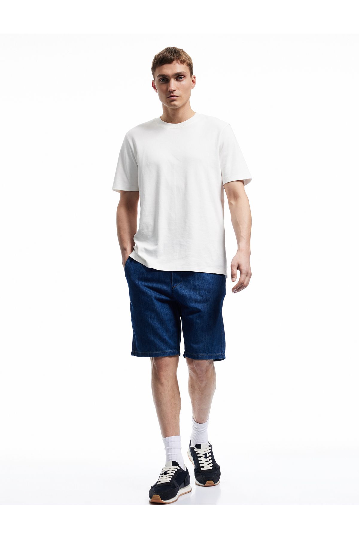 Koton Beli Bağcıklı Cep Detaylı Bermuda Oversize Jean Şort