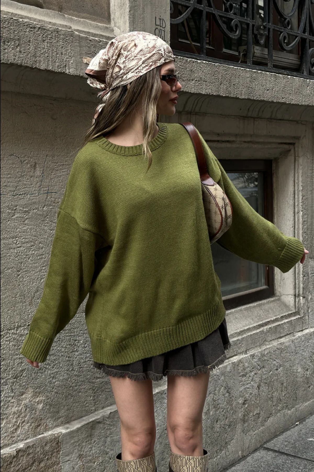 Tarz Cool Yeşil Bisiklet Yaka Oversize Triko Kazak