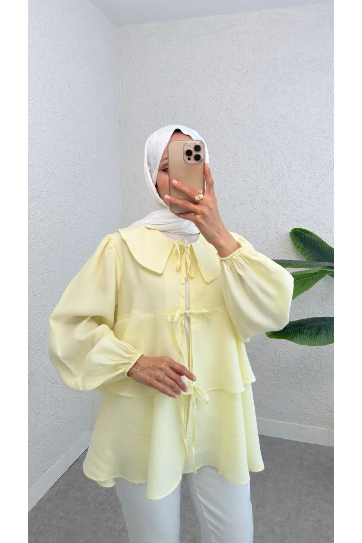 Castivo Fashion Düğüm Detaylı Fırfırlı Bluz